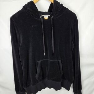 LOGG H&M Classic Hoodie – Soft Everyday Sweatshirt